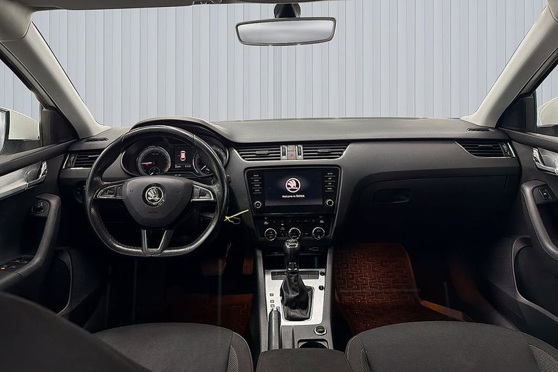 Skoda Octavia bild 9