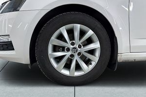 Skoda Octavia bild 8