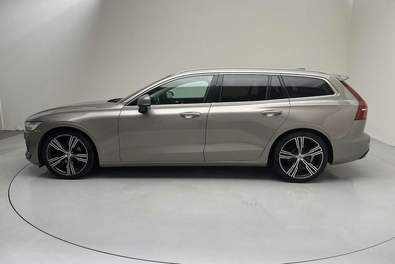 Volvo V60 bild 2