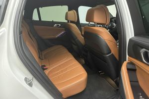 BMW X6 bild 8