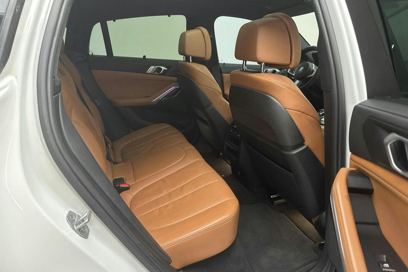 BMW X6 bild 8