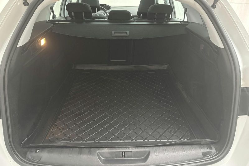 Peugeot 308 bild 9