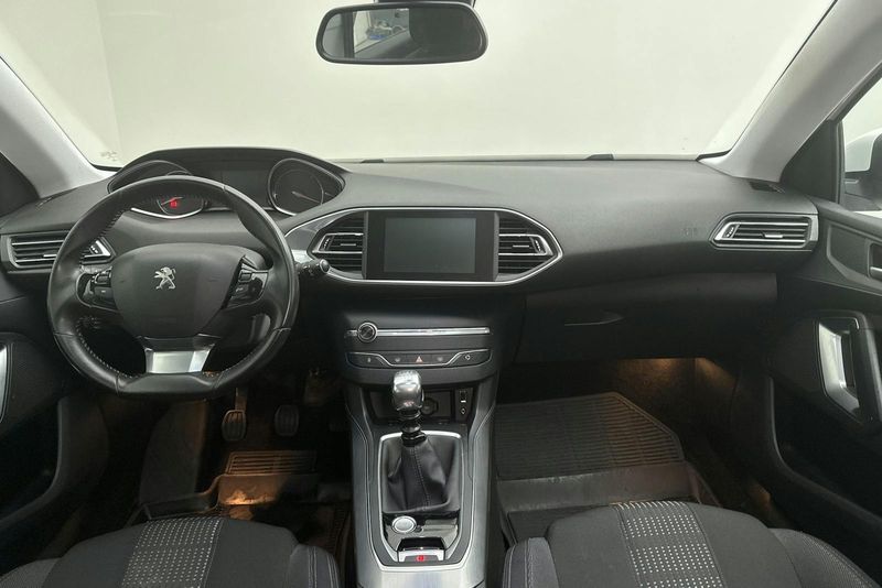 Peugeot 308 bild 6