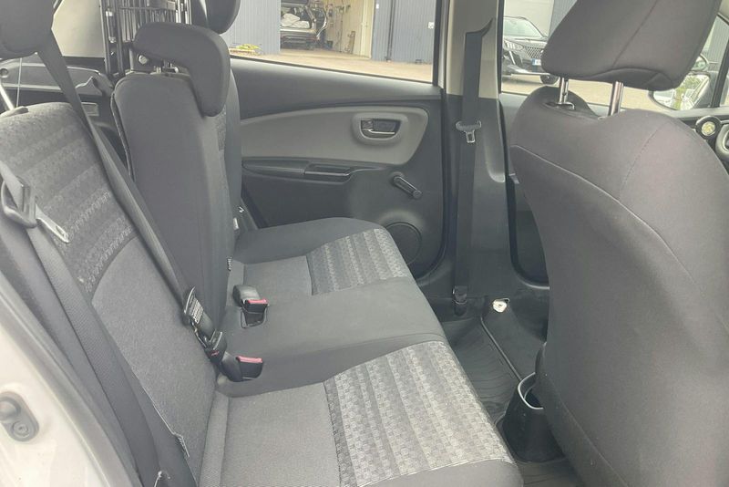 Toyota Yaris bild 9