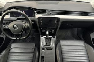 Volkswagen Passat bild 6