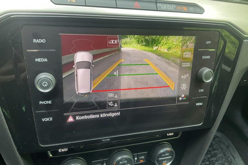 Volkswagen Passat bild 11