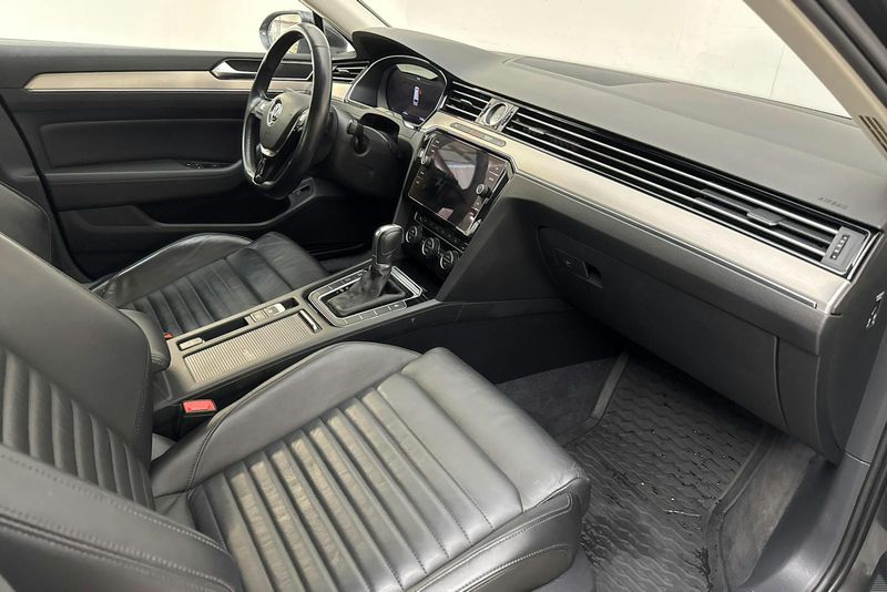 Volkswagen Passat bild 7