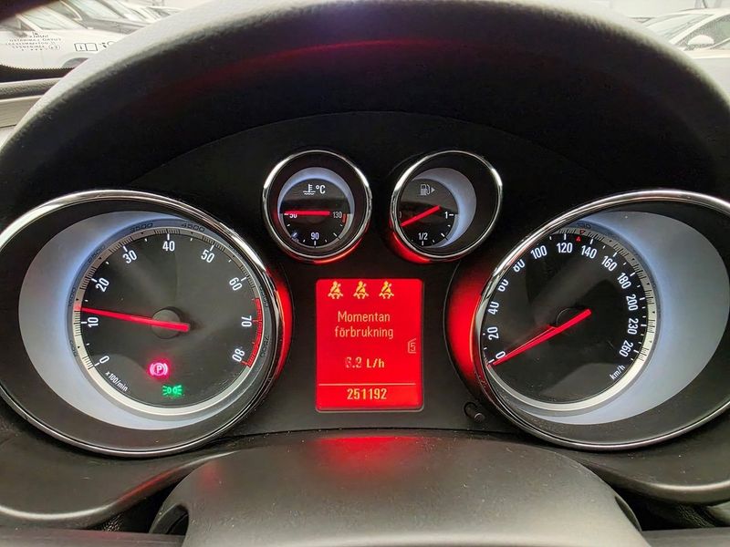 Opel Insignia bild 18