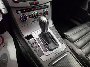 Volkswagen Passat bild 18