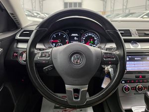 Volkswagen Passat bild 17