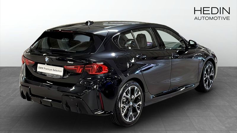 BMW 120 bild 2