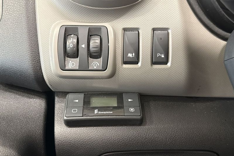 Renault Trafic bild 11