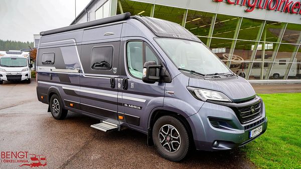 Adria Twin 640 SLB Supreme | ALDE | Automat | Långbäddar | KAMPANJ - 2022