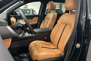 Mazda CX-80 bild 9