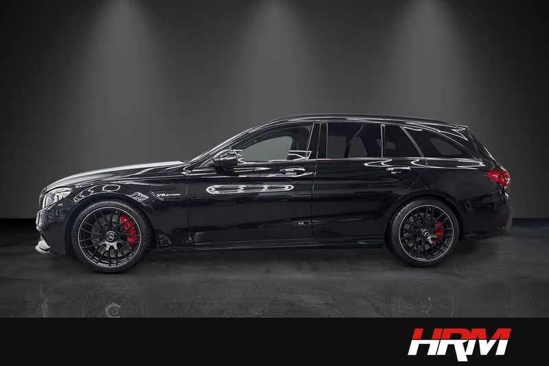 Mercedes C63 AMG bild 2