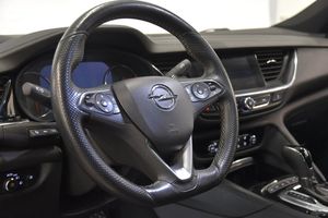 Opel Insignia bild 8