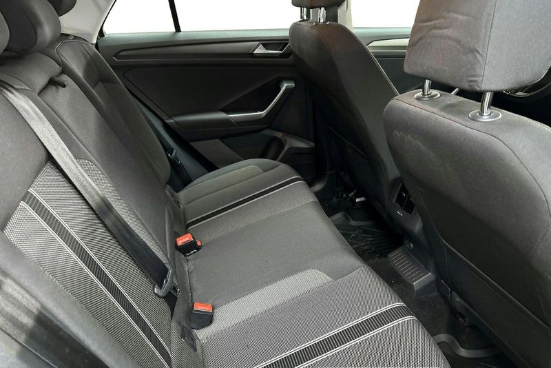 Volkswagen T-Roc bild 8
