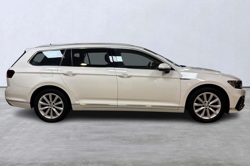 Volkswagen Passat bild 3