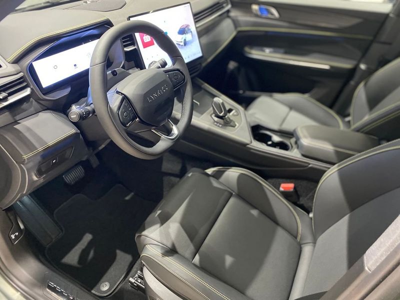 Lynk & Co 01 bild 2
