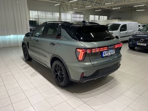 Lynk & Co 01 bild 23