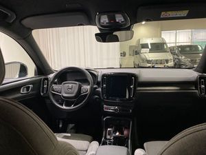 Volvo EX40 bild 2