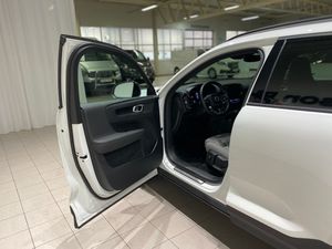Volvo EX40 bild 9