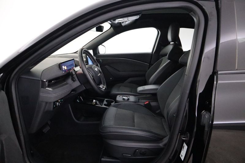 Ford Mustang Mach-E bild 11