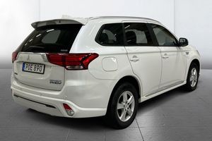 Mitsubishi Outlander bild 4