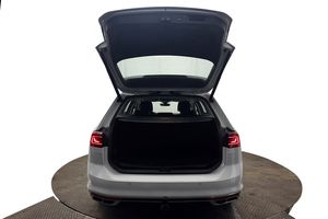 Volkswagen Passat bild 8