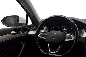 Volkswagen Passat bild 18