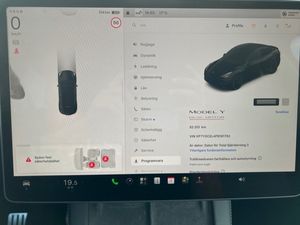 Tesla Model Y bild 11