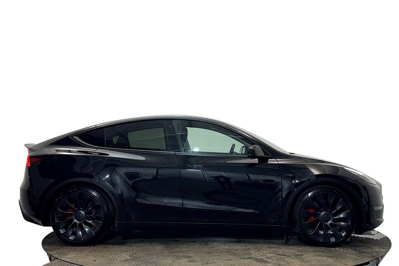 Tesla Model Y bild 5