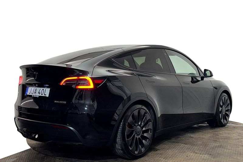 Tesla Model Y bild 6