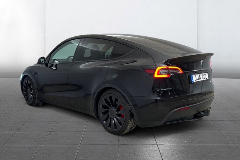 Tesla Model Y bild 6
