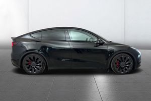 Tesla Model Y bild 4