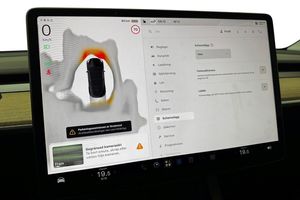 Tesla Model Y bild 30
