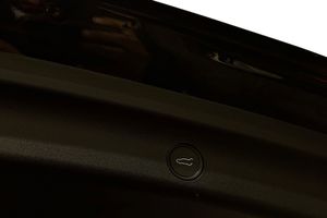 Tesla Model Y bild 34