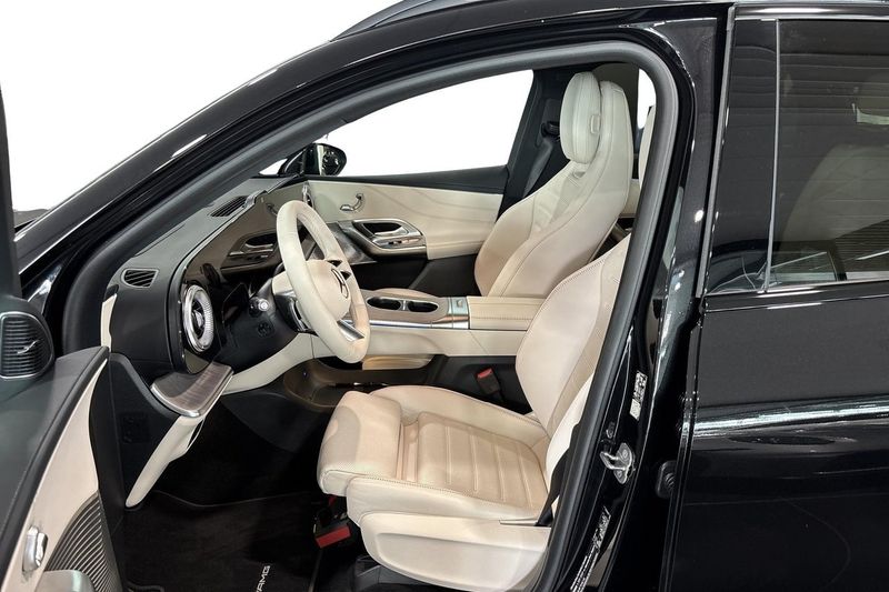 Mercedes GLC400 bild 12