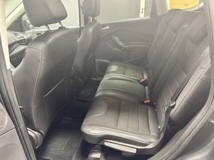 Ford Kuga bild 9