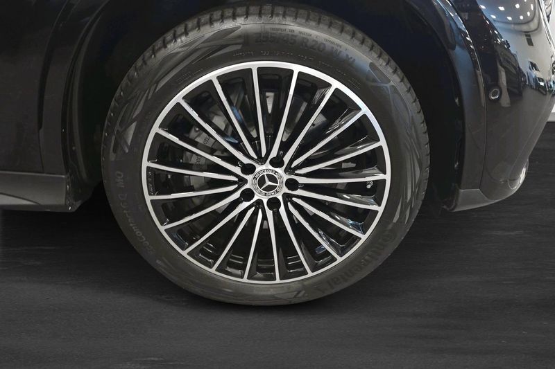 Mercedes GLC300 bild 11