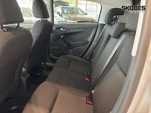 Peugeot 208 bild 8