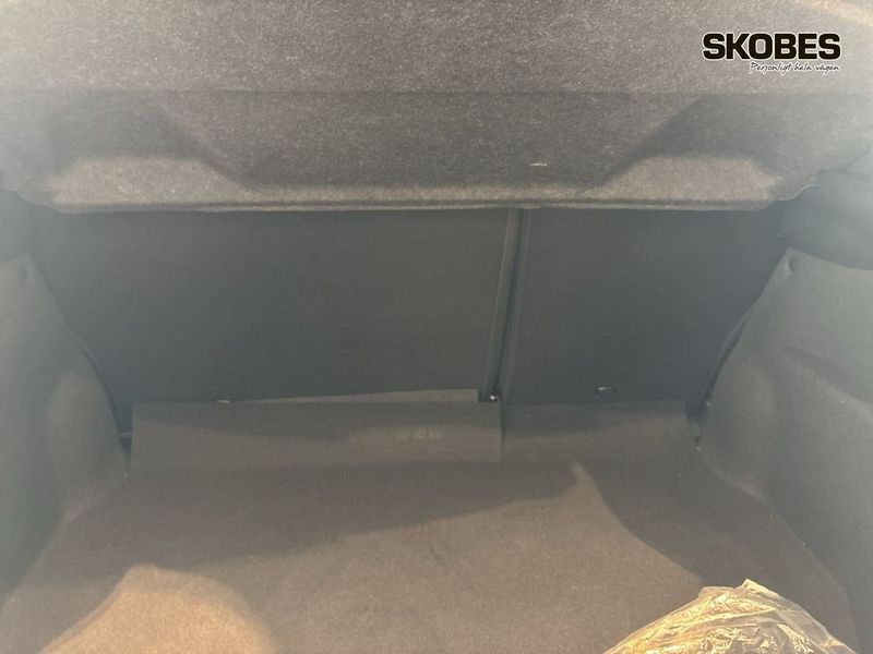 Peugeot 208 bild 15