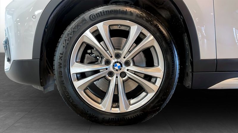 BMW X1 bild 9
