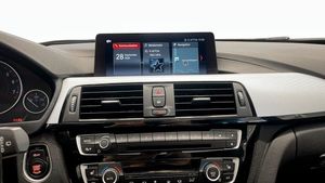 BMW 320 bild 12