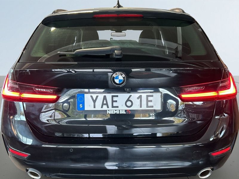 BMW 320 bild 12