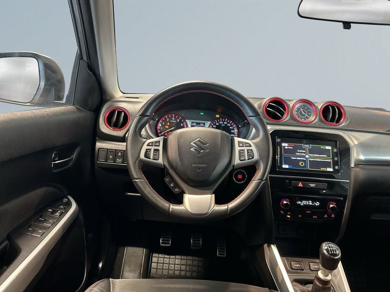 Suzuki Vitara bild 9