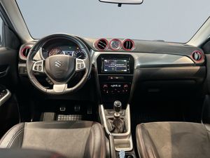 Suzuki Vitara bild 8