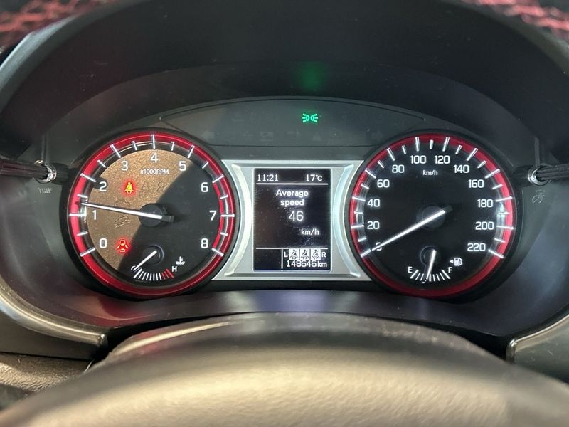 Suzuki Vitara bild 17