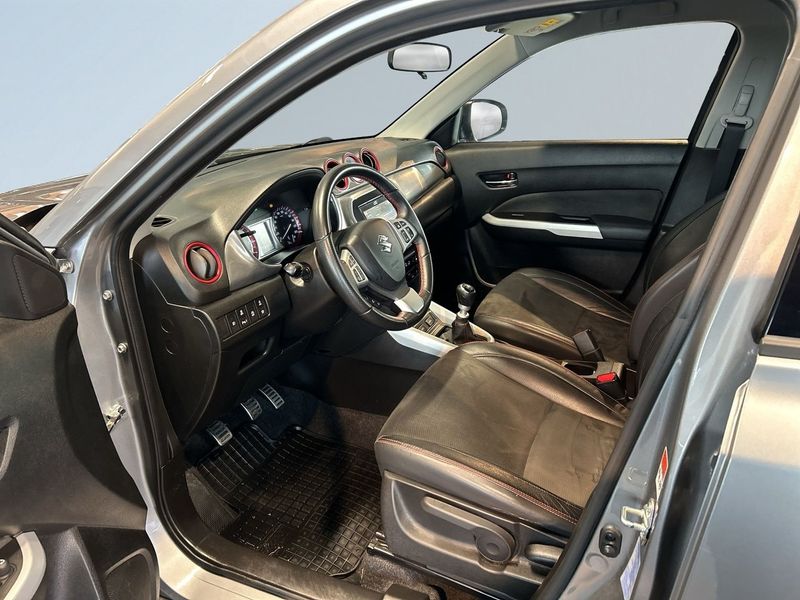 Suzuki Vitara bild 7