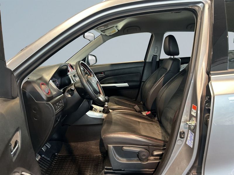Suzuki Vitara bild 13
